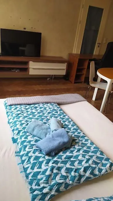 Spacious Modern 3 Bedroom Aparment Prag Daire