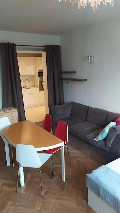 Апартаменты Spacious Modern 3 Bedroom Aparment Прага Чехия